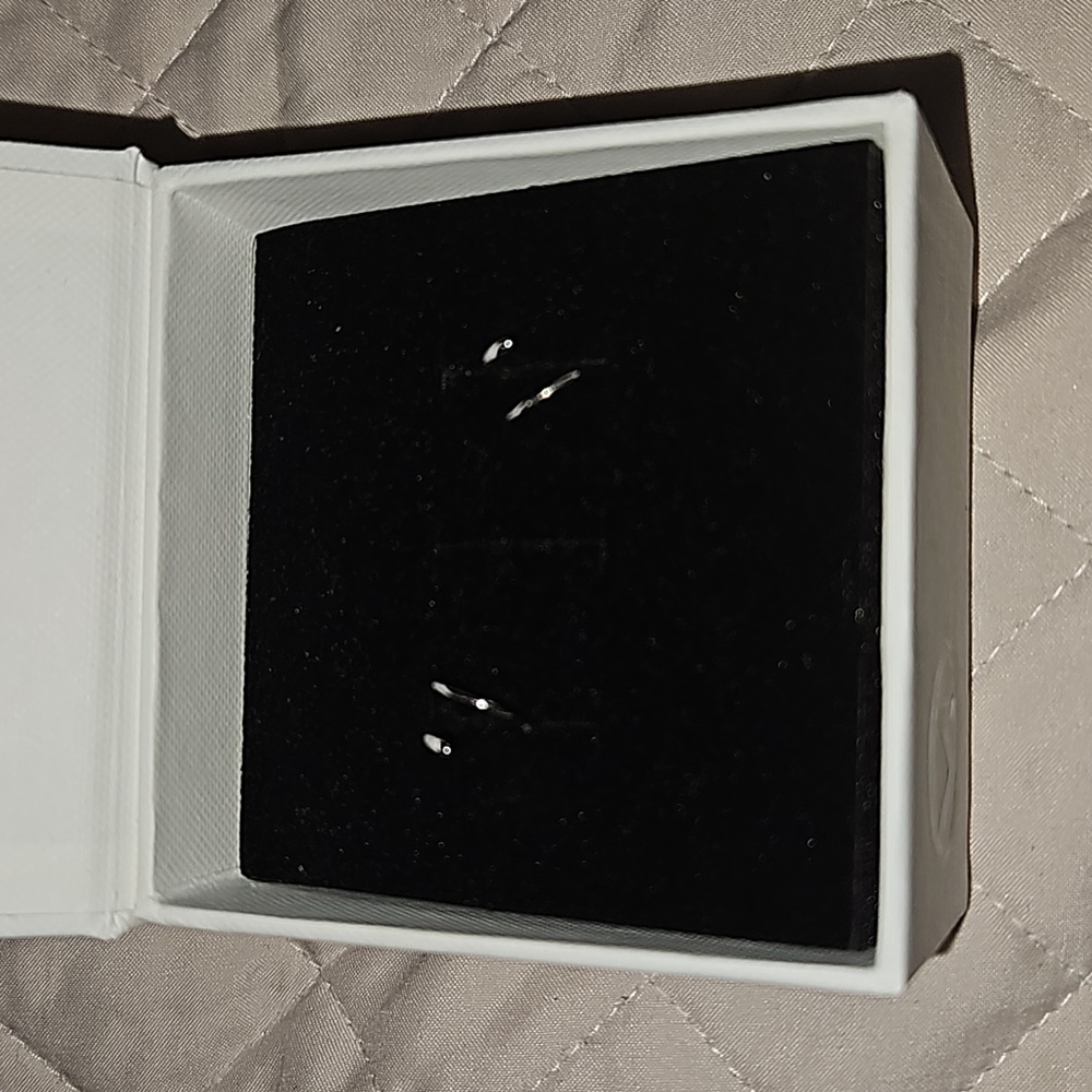 Mejuri Spiral Earrings White Gold